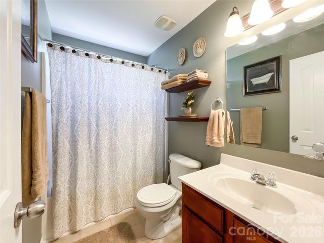 15137 Oldcorn Lane, Charlotte, NC 28262