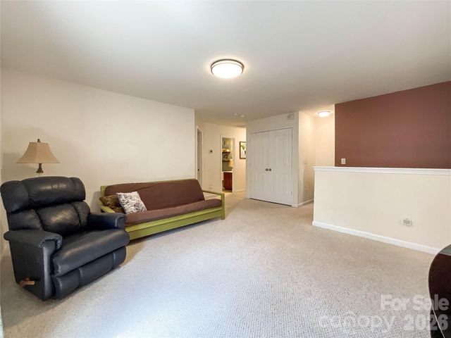 15137 Oldcorn Lane, Charlotte, NC 28262