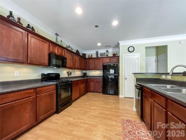 15137 Oldcorn Lane, Charlotte, NC 28262