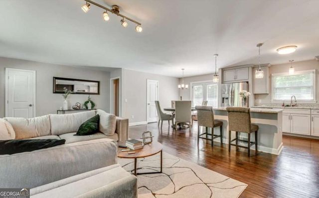 3305 Flowers Drive, College Park, GA 30337