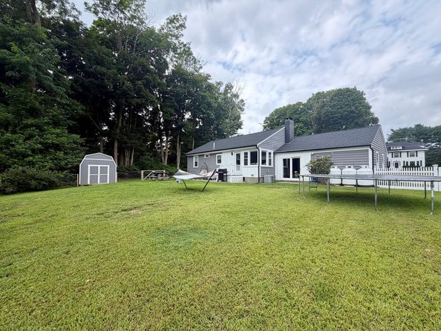 335 South Street, Wrentham, MA 02093