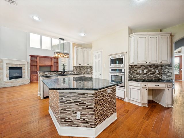 841 Wind Brook Lane, Prosper, TX 75078