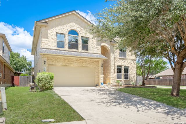 326 LOCH LOMOND DR, Cibolo, TX 78108