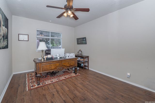 326 LOCH LOMOND DR, Cibolo, TX 78108