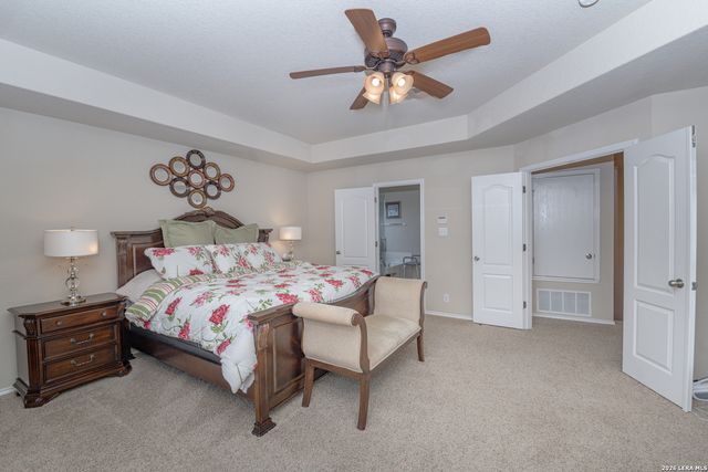 326 LOCH LOMOND DR, Cibolo, TX 78108