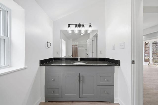 515 Territorial Road, Manchester, MI 48158