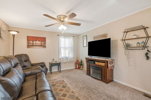 61 Parkside Ave, Piscataway Twp., NJ 08854