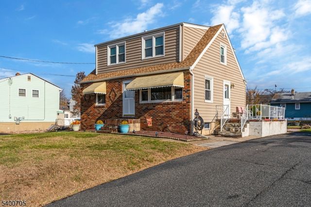 61 Parkside Ave, Piscataway Twp., NJ 08854