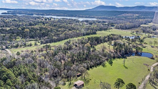 25951 E State Highway 22, Delaware, AR 72835