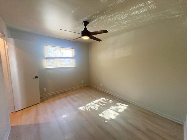 620 S 1st ST 201, Austin, TX 78704