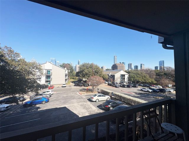 620 S 1st ST 201, Austin, TX 78704