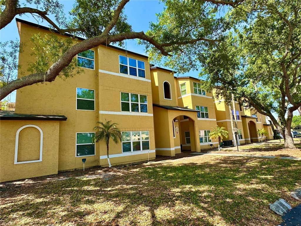 4572 COMMANDER DRIVE 1234, Orlando, FL 32822