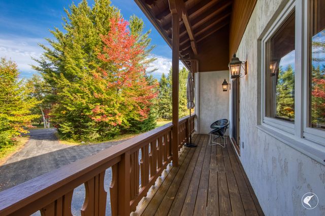 54 Split Rock Road, Lake Placid, NY 12946