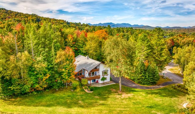 54 Split Rock Road, Lake Placid, NY 12946