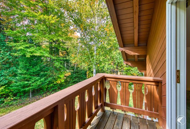 54 Split Rock Road, Lake Placid, NY 12946