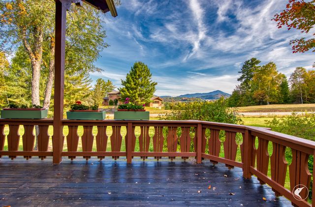 54 Split Rock Road, Lake Placid, NY 12946