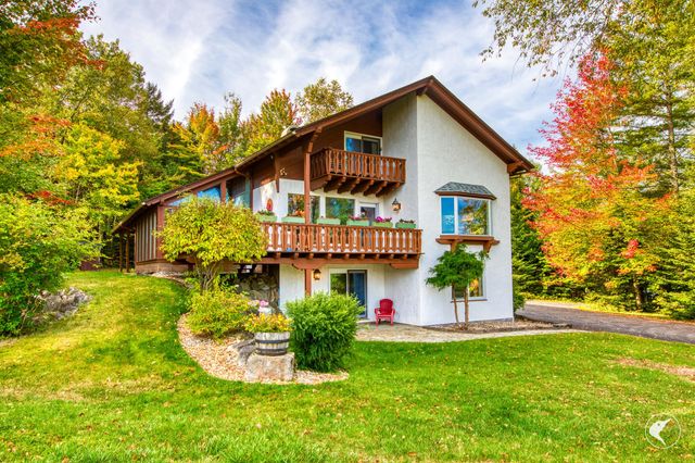 54 Split Rock Road, Lake Placid, NY 12946