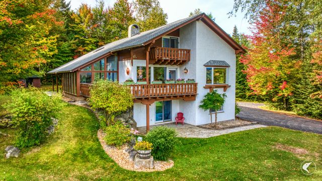 54 Split Rock Road, Lake Placid, NY 12946