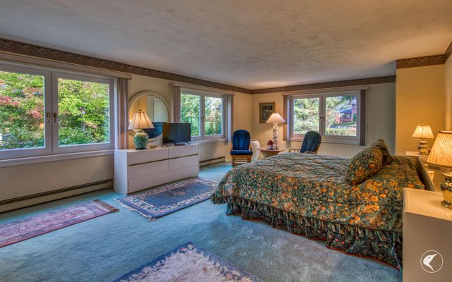 54 Split Rock Road, Lake Placid, NY 12946