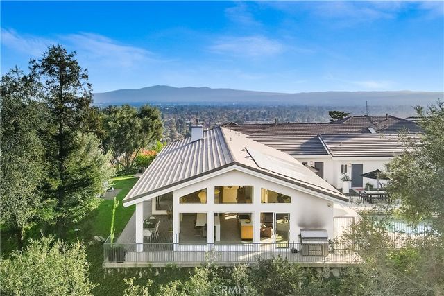 2630 San Angelo Drive, Claremont, CA 91711