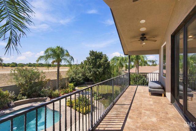 10409 Hinderhill Drive, Bakersfield, CA 93312