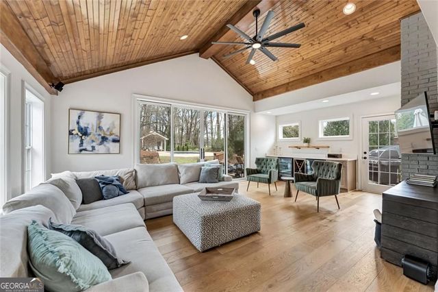 1275 Oakhaven Drive, Roswell, GA 30075