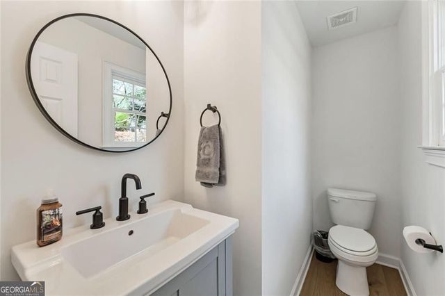 1275 Oakhaven Drive, Roswell, GA 30075