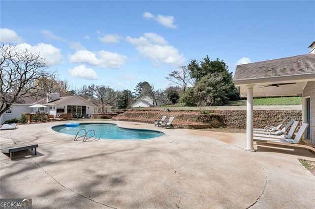 1275 Oakhaven Drive, Roswell, GA 30075