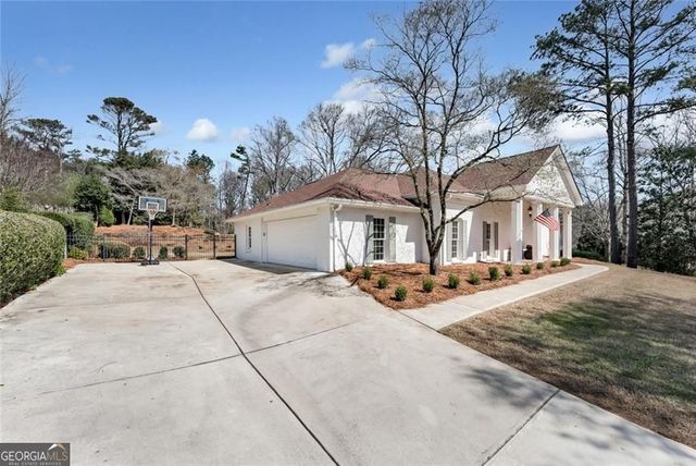 1275 Oakhaven Drive, Roswell, GA 30075