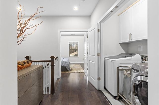 823 Canterbury Overlook, Atlanta, GA 30324