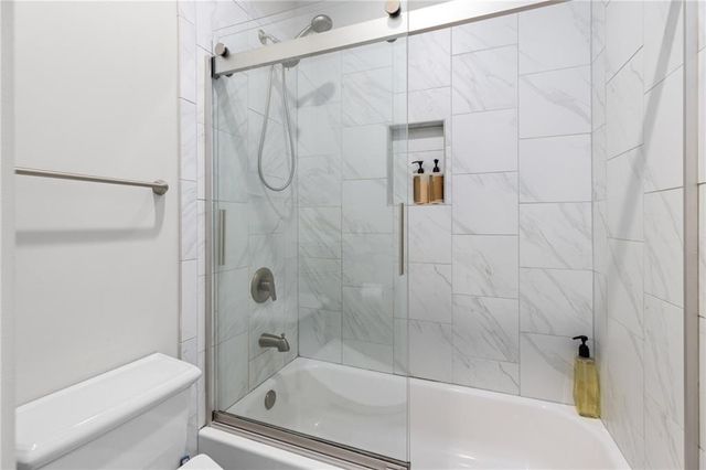 823 Canterbury Overlook, Atlanta, GA 30324