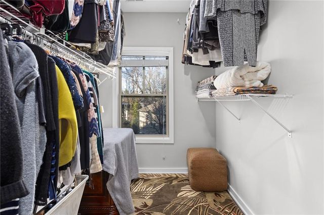 823 Canterbury Overlook, Atlanta, GA 30324