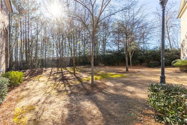 823 Canterbury Overlook, Atlanta, GA 30324