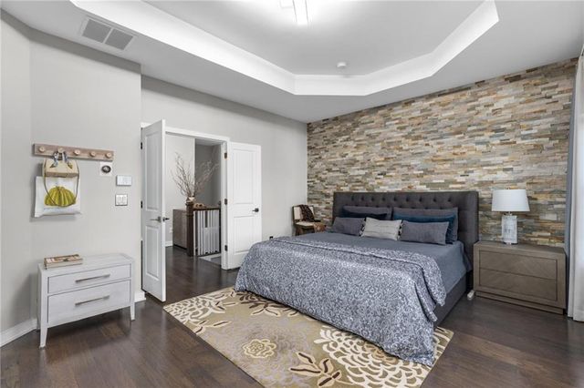 823 Canterbury Overlook, Atlanta, GA 30324