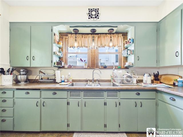 706 West Henley Street, Olean, NY 14760