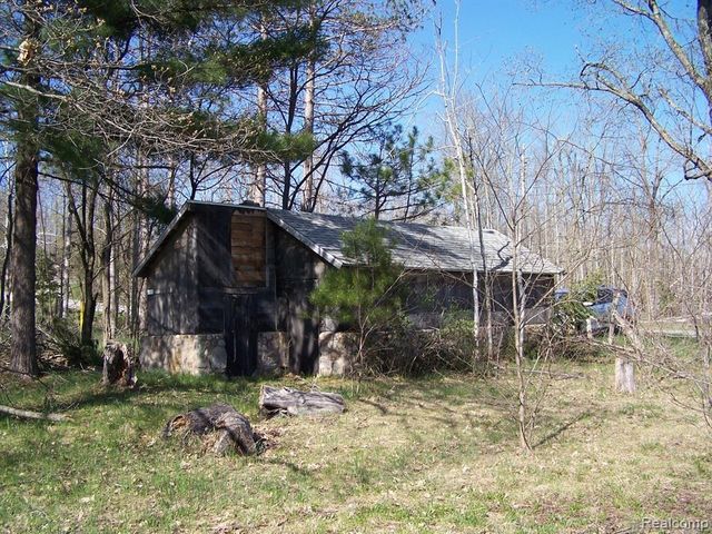 2720 Sawyer Road, Gaylord, MI 49735