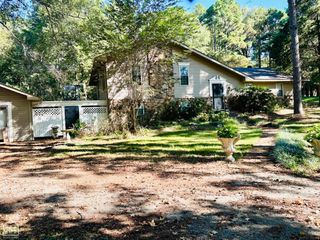 1304 Country Manor Lane, Jonesboro, AR 72404