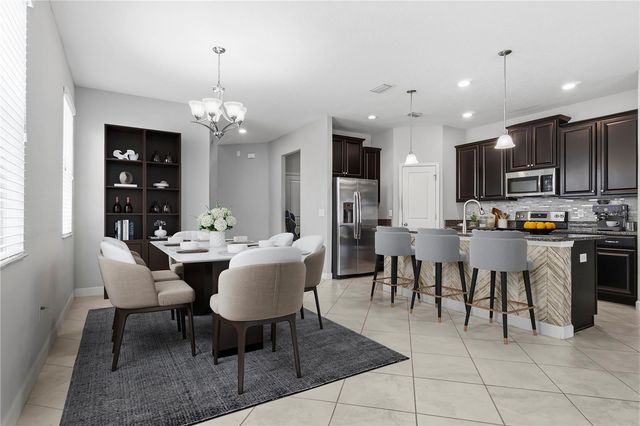 1588 LUDINGTON AVENUE, Wesley Chapel, FL 33543