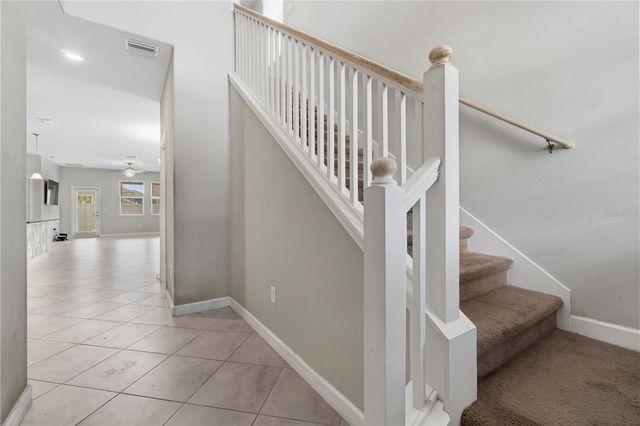 1588 LUDINGTON AVENUE, Wesley Chapel, FL 33543