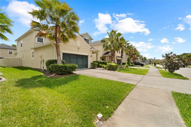 1588 LUDINGTON AVENUE, Wesley Chapel, FL 33543