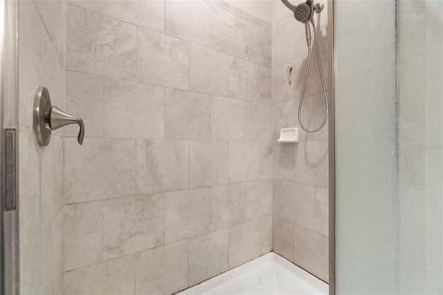 1588 LUDINGTON AVENUE, Wesley Chapel, FL 33543