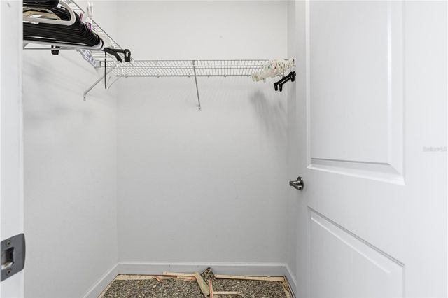 1588 LUDINGTON AVENUE, Wesley Chapel, FL 33543