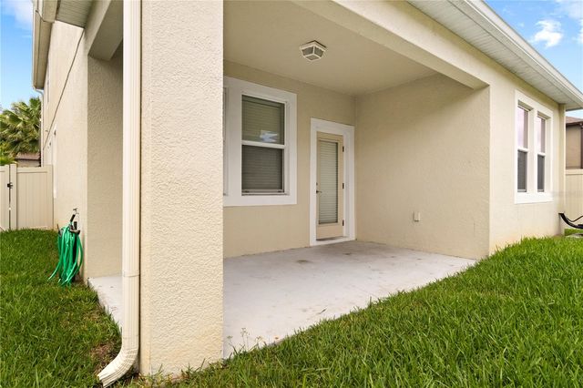1588 LUDINGTON AVENUE, Wesley Chapel, FL 33543