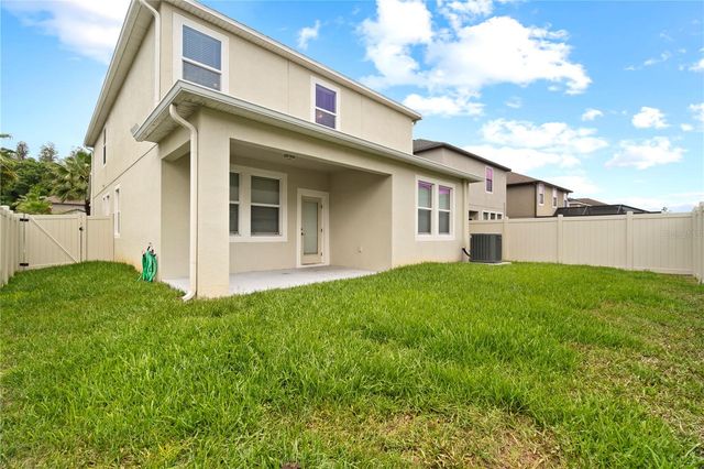 1588 LUDINGTON AVENUE, Wesley Chapel, FL 33543