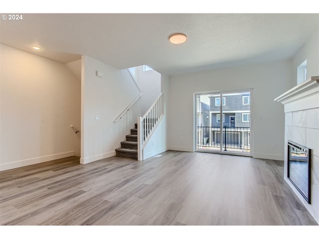 18927 Sw HAZELWOOD Ln, Beaverton, OR 97078
