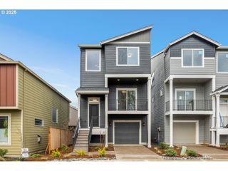 18927 Sw HAZELWOOD Ln, Beaverton, OR 97078