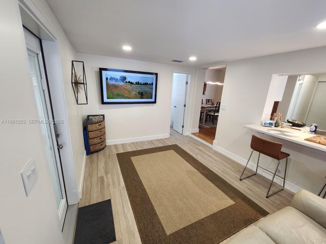 831 Plover Ave, Miami Springs, FL 33166