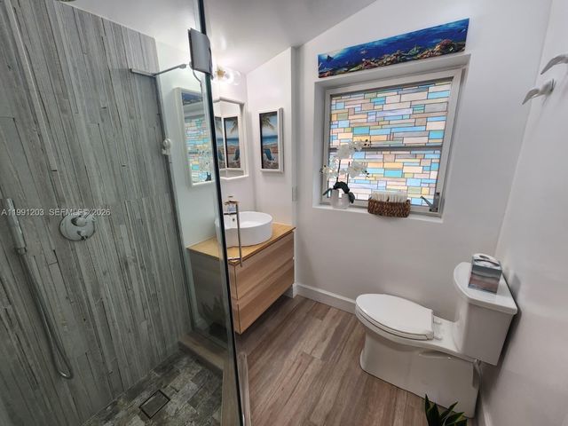 831 Plover Ave, Miami Springs, FL 33166