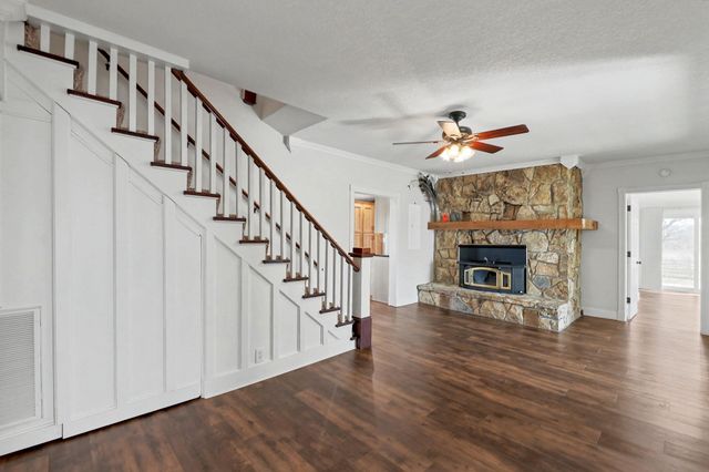 21424 SW County Line Rd, Rose Hill, KS 67133