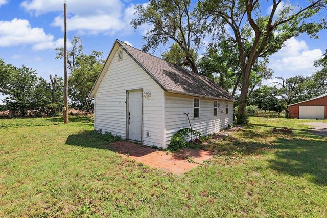 21424 SW County Line Rd, Rose Hill, KS 67133